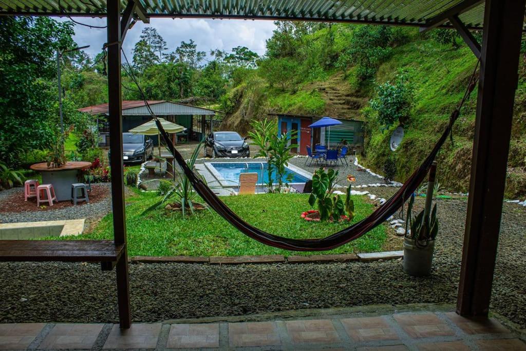 Cabana Con Piscina Venecia Exterior photo